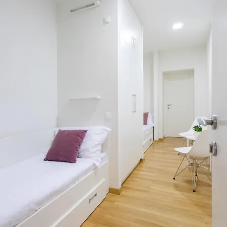 ヴィラ パオリーナ *