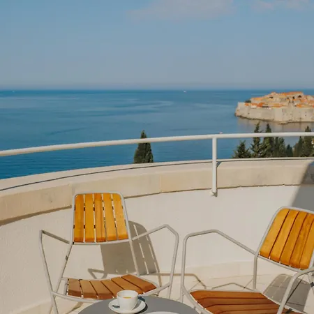 パオリーナ * ドゥブロブニク