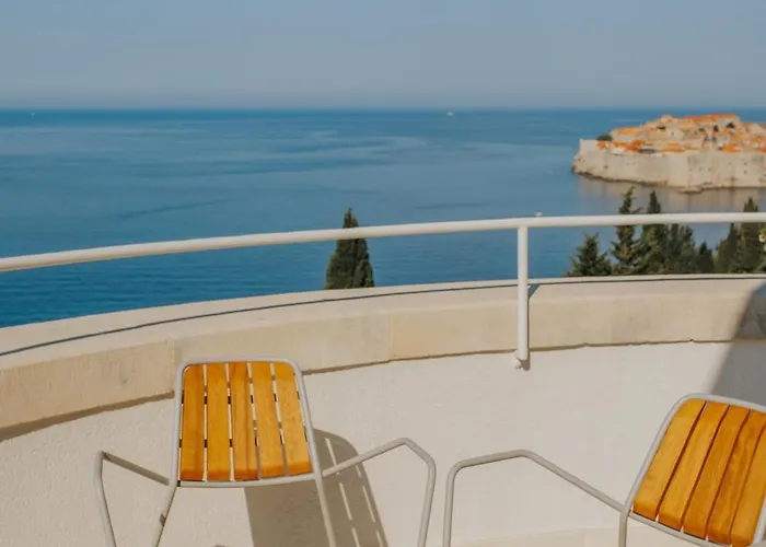 パオリーナ * ドゥブロブニク