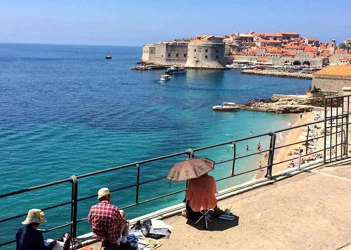 ヴィラ パオリーナ *